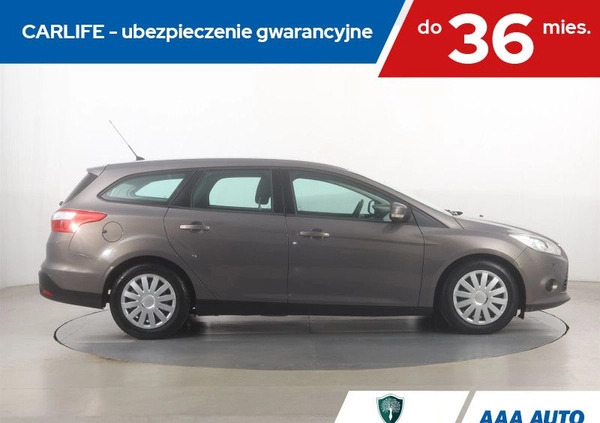 Ford Focus cena 15000 przebieg: 218686, rok produkcji 2011 z Mieroszów małe 137